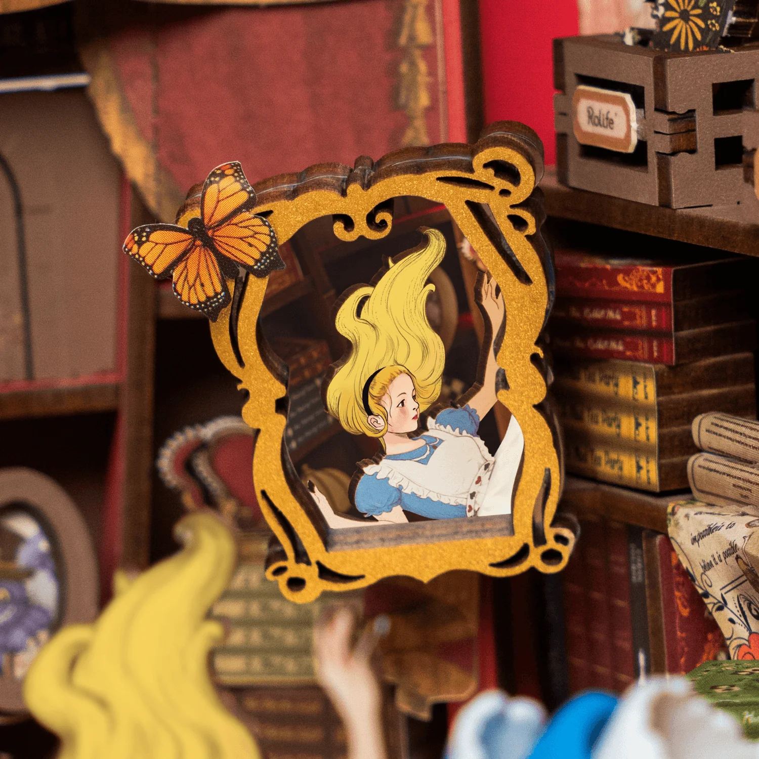 Alice Adventure | Book Nook - Image 7