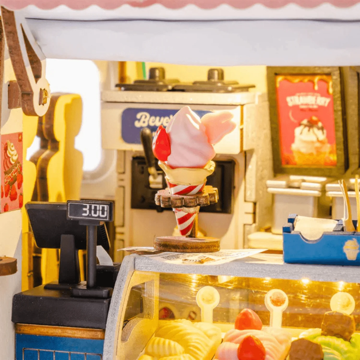 Beverly's Ice Cream Truck - Image 7