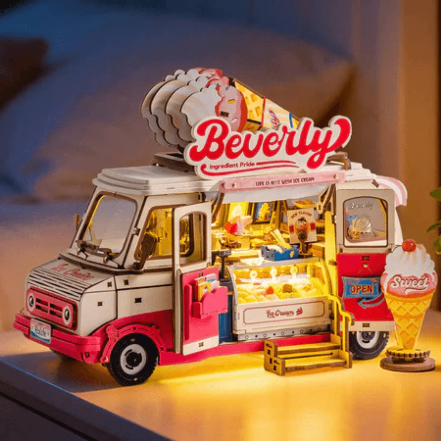 Beverly's Ice Cream Truck - Image 8