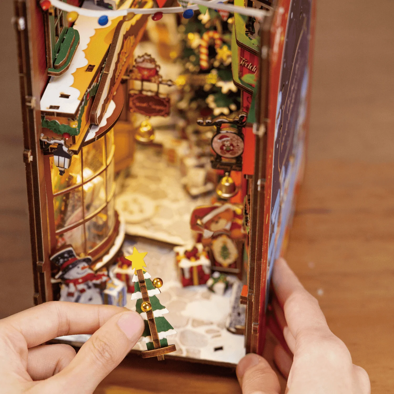 Christmas Indoor Scene - Image 6