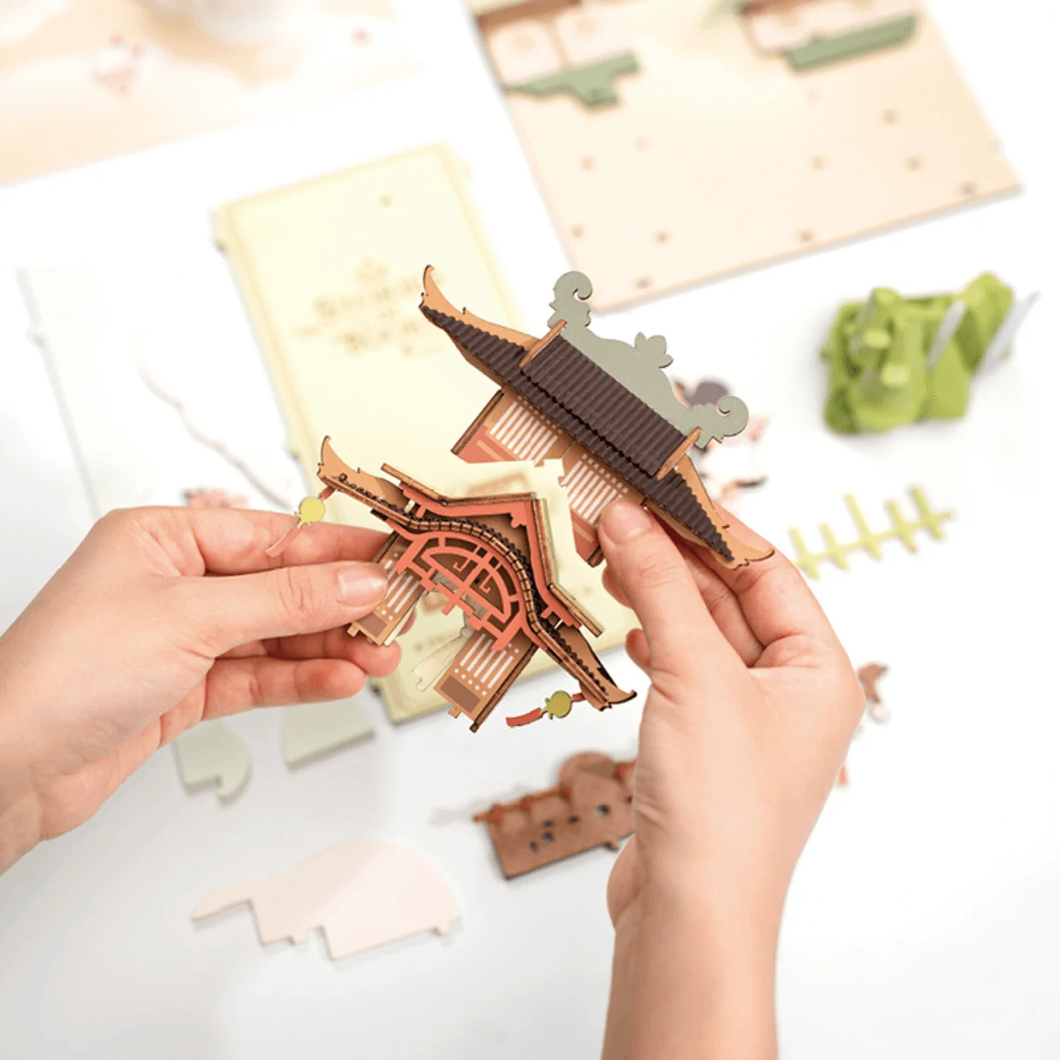 Falling Sakura | Diorama | Rolife - Image 3