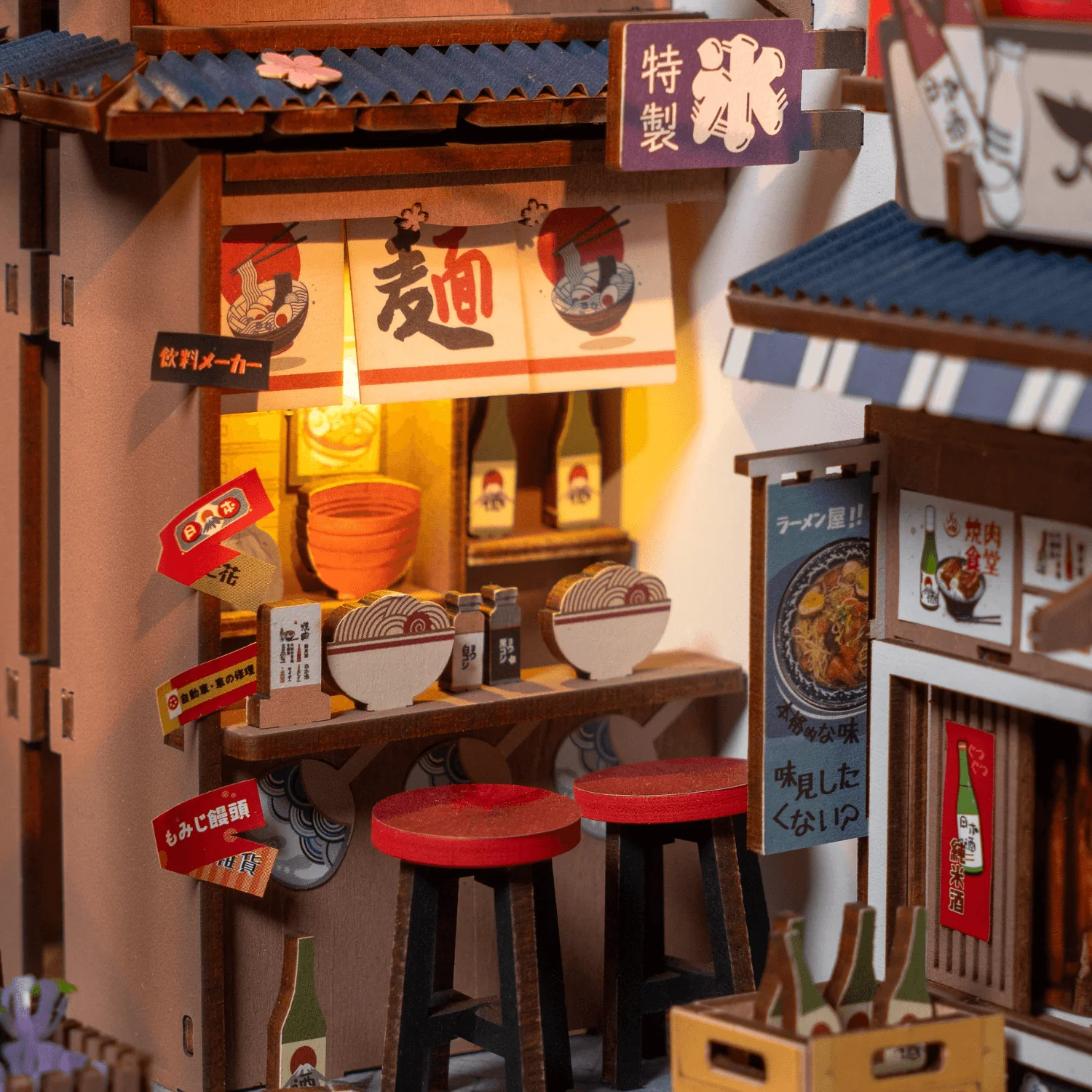 Sakura Wine Alley | Book Nook - Image 7