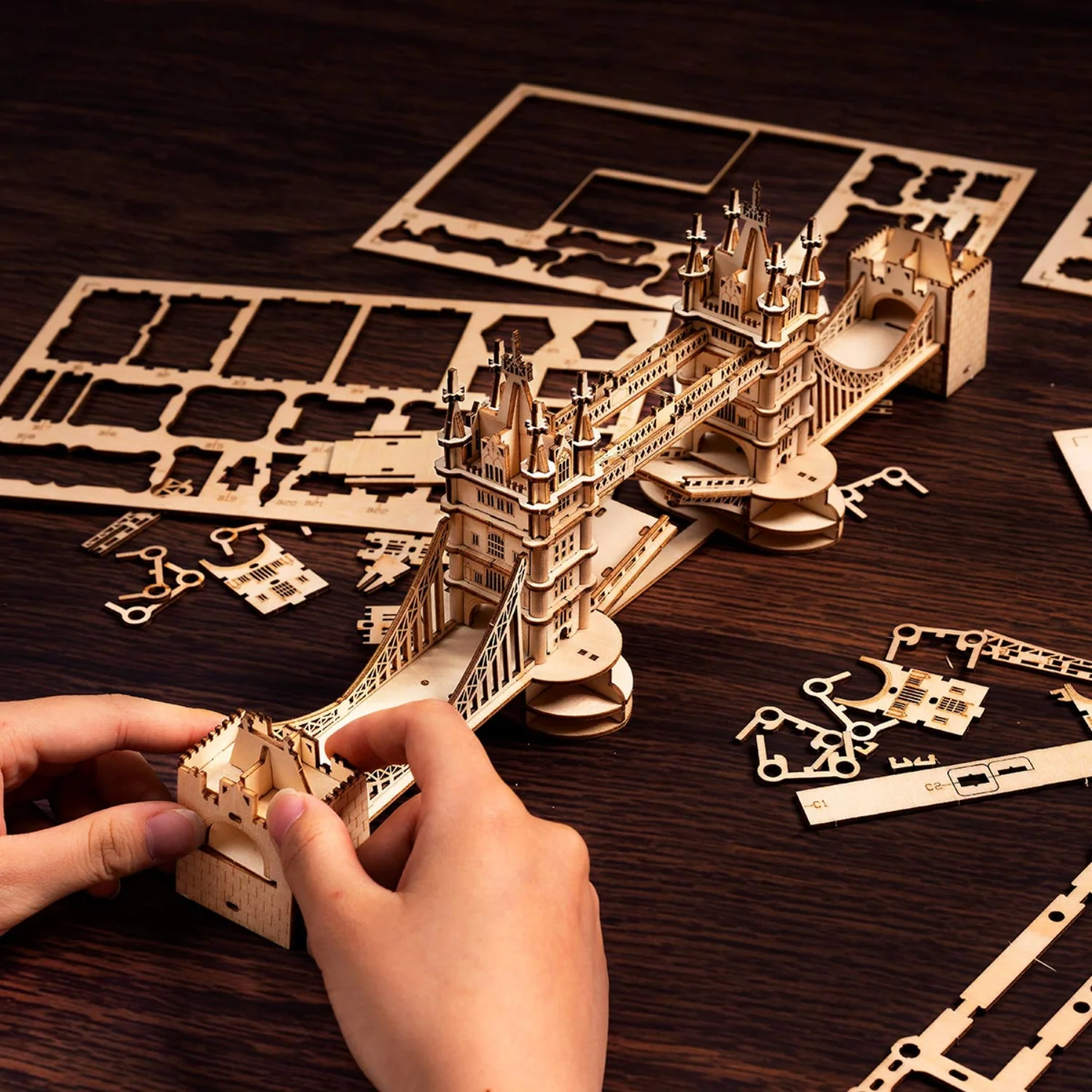 Tower Bridge Puzzle - Image 3